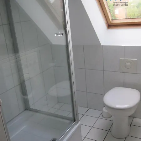 דירה Friedrich-august-str 20 1 וגנרוגה