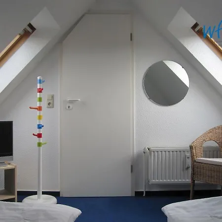 דירה Friedrich-august-str 20 1 *