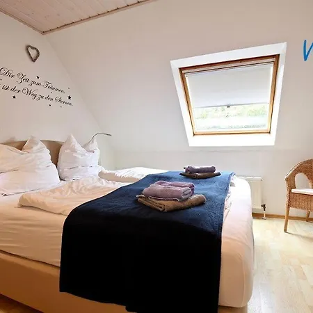 Friedrich-august-str 20 1 דירה *