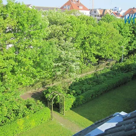 Friedrich-august-str 20 1 וגנרוגה